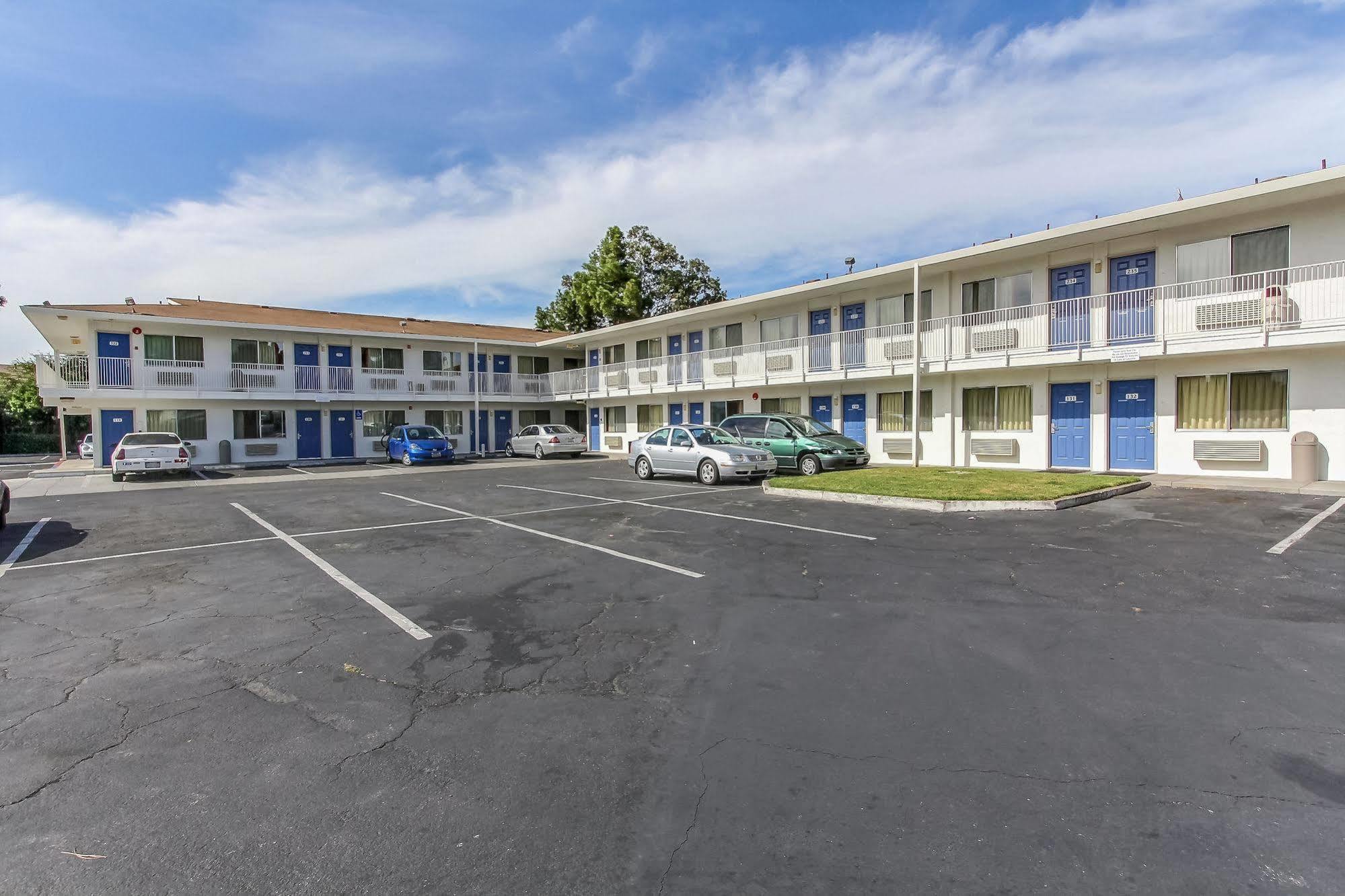 Park Inn By Radisson, Santa Clara Bagian luar foto